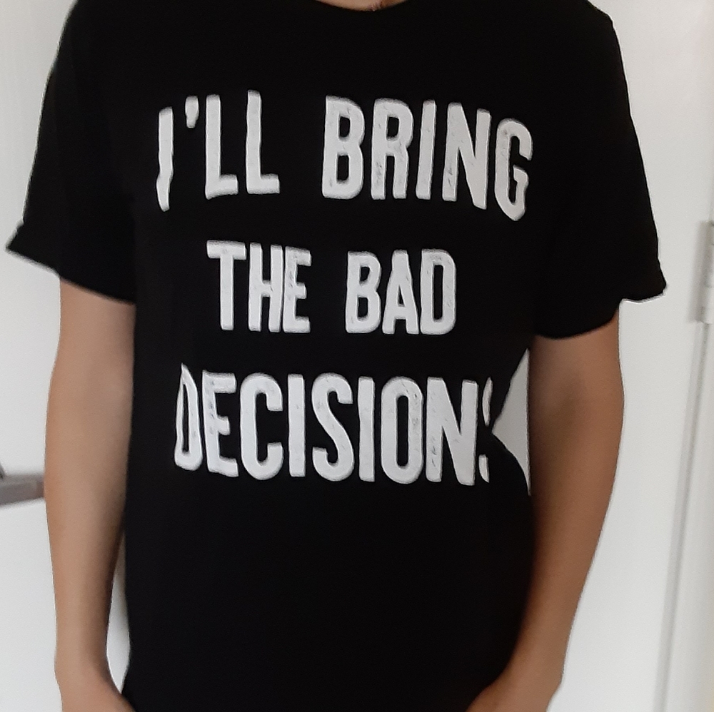 Black t-shirt with design